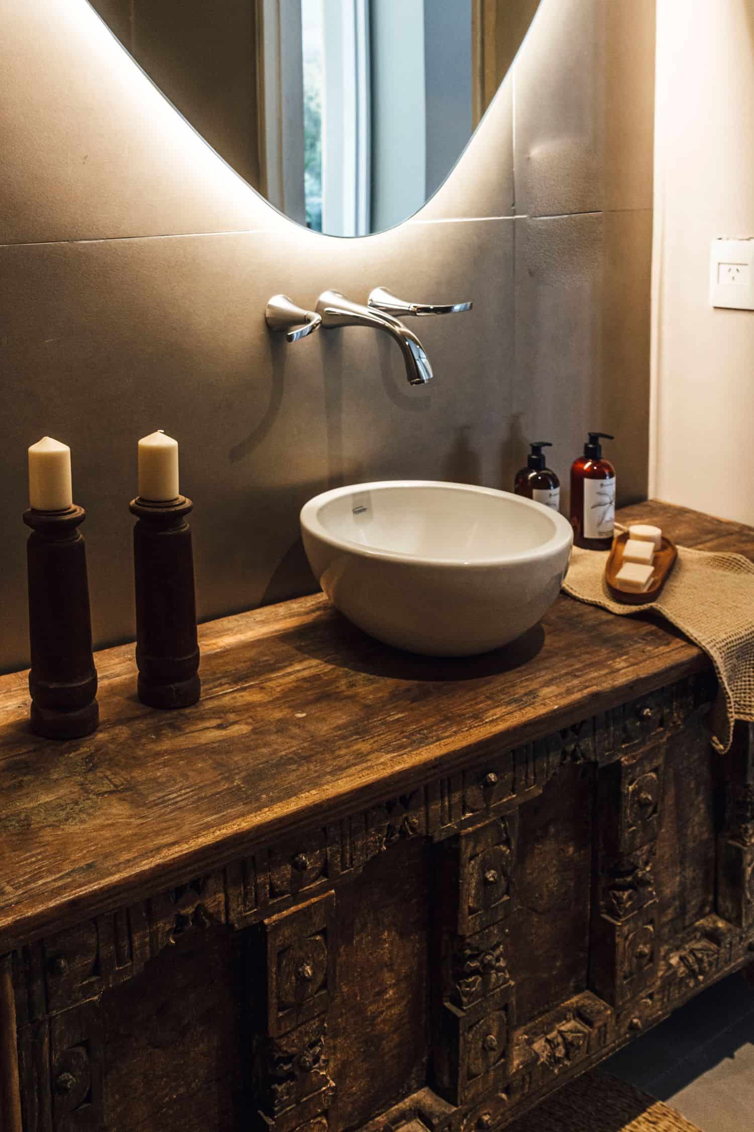 Choosing the Perfect Wooden Vanity Unit: A Complete Guide for Your Bathroom